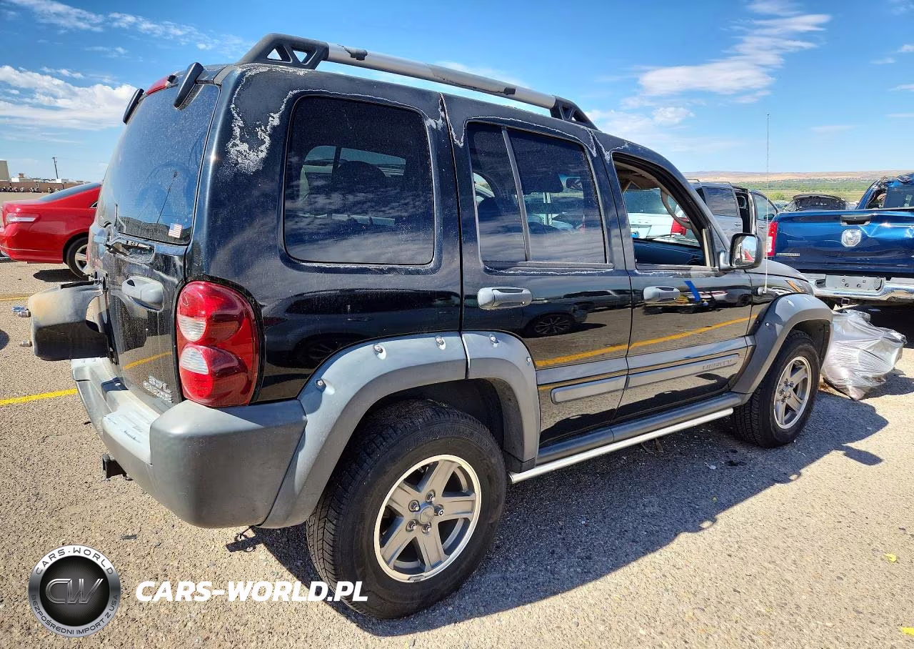 2005 Jeep Liberty Renegade VIN:1J4GL38K65W704473 - 3