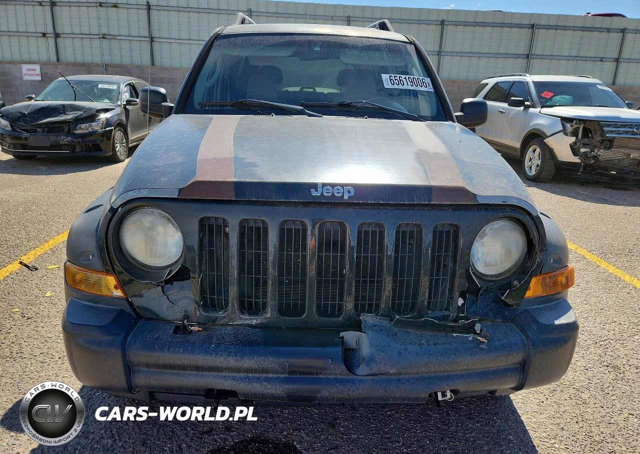 2005 Jeep Liberty Renegade VIN:1J4GL38K65W704473 - 5