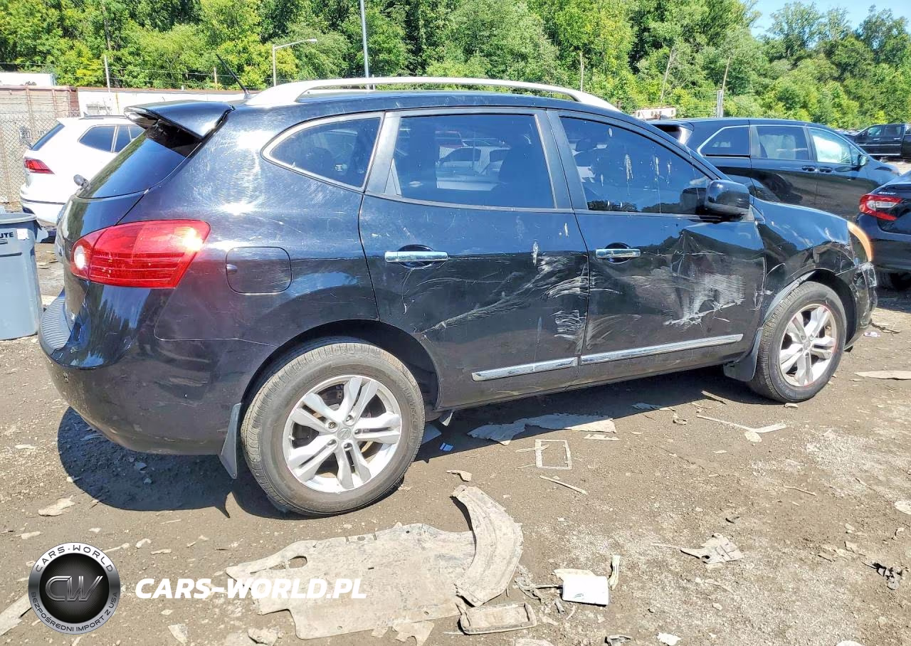 2013 Nissan Rogue S VIN:JN8AS5MV8DW602976 - 3