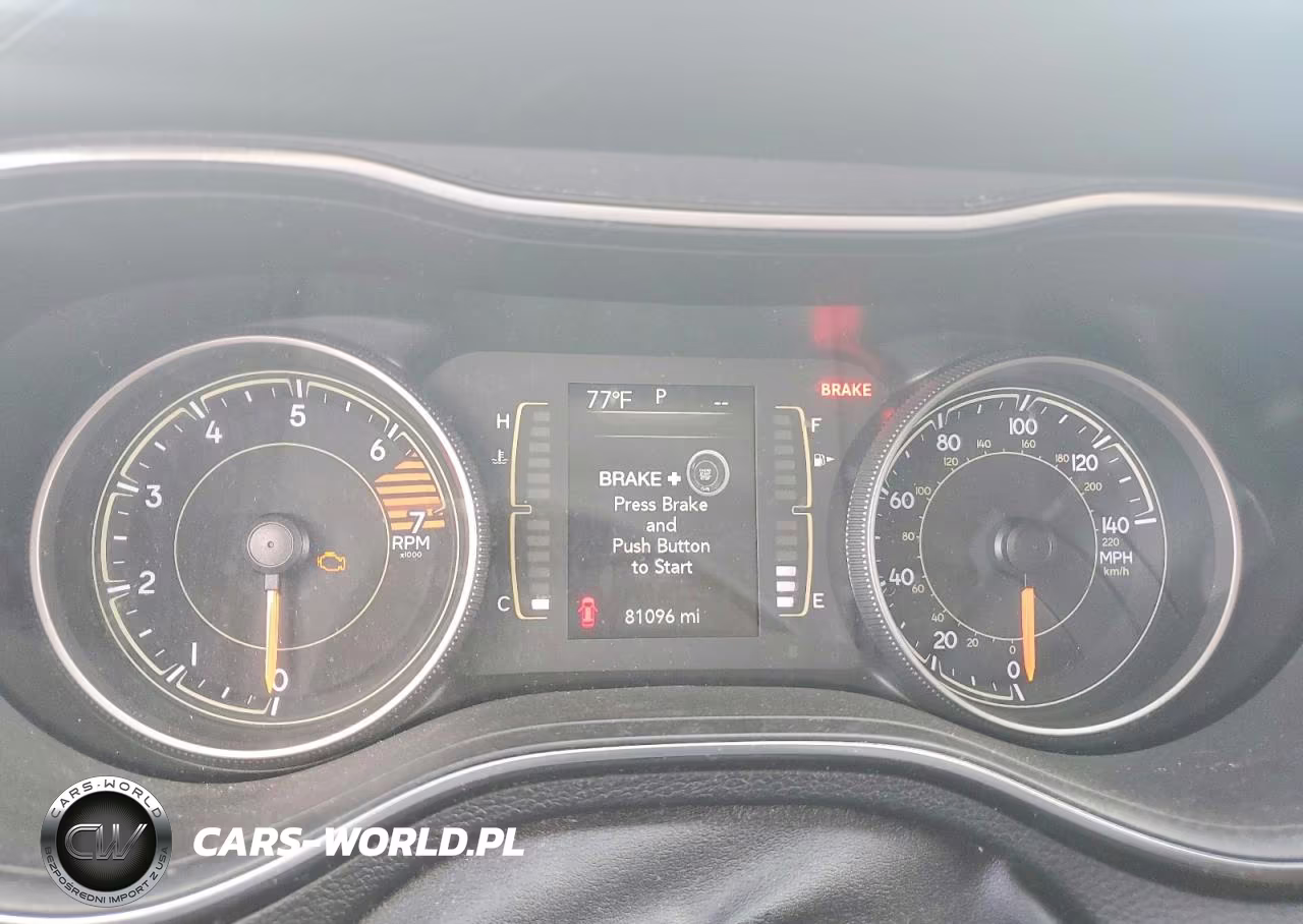 2020 Jeep Cherokee Latitude Plus VIN:1C4PJMLB6LD591352 - 9