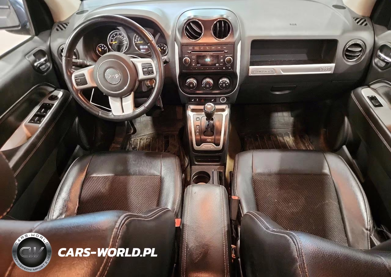 2016 Jeep Compass Latitude VIN:1C4NJDEB7GD758182 - 8