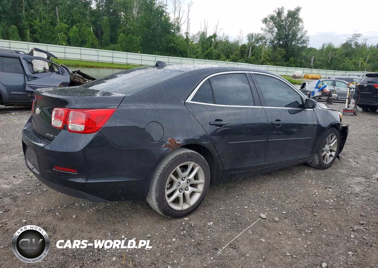 2013 Chevrolet Malibu 1Lt VIN:1G11C5SA4DF318360 - 3