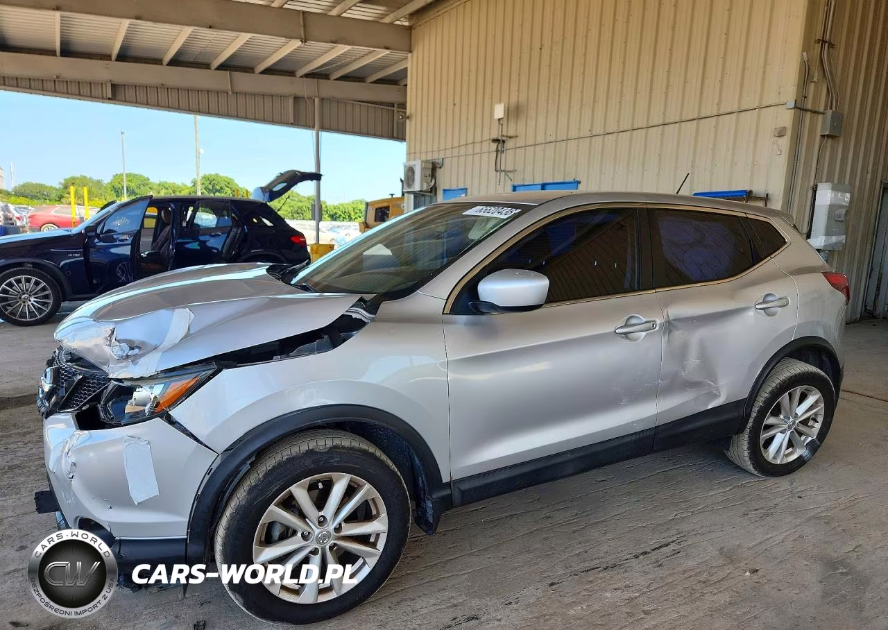 2017 Nissan Rogue Sport S