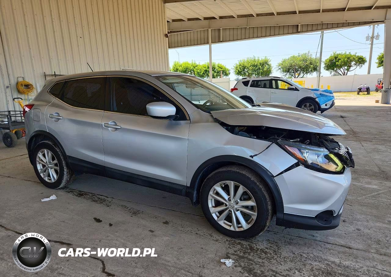 2017 Nissan Rogue Sport S VIN:JN1BJ1CP5HW018591 - 4