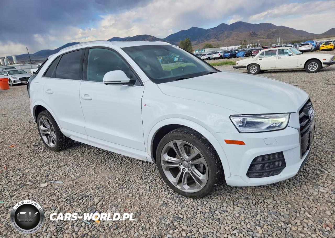 2017 Audi Q3 Premium Plus VIN:WA1JCCFS0HR010759 - 4