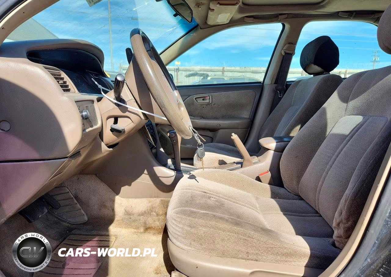 2000 Toyota Camry Le VIN:4T1BG22K3YU692558 - 7