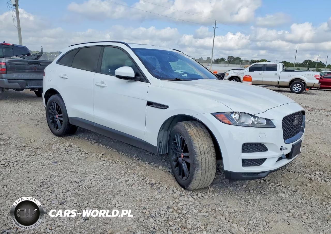 2019 Jaguar F-Pace Prestige VIN:SADCK2FN1KA390047 - 4