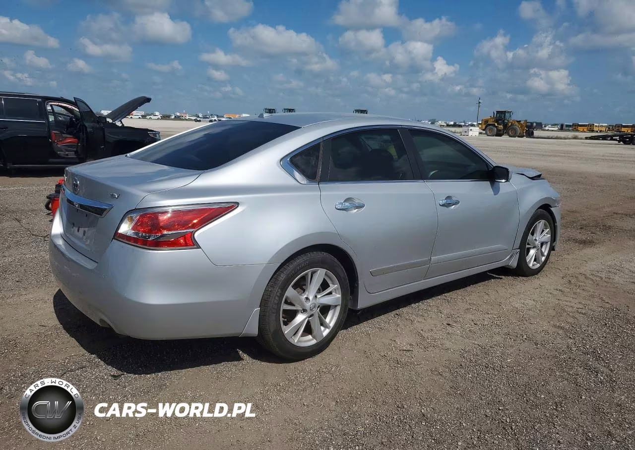 2015 Nissan Altima 2.5 S VIN:1N4AL3AP1FN327789 - 3