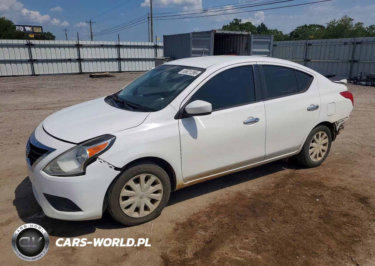 2019 Nissan Versa Sv