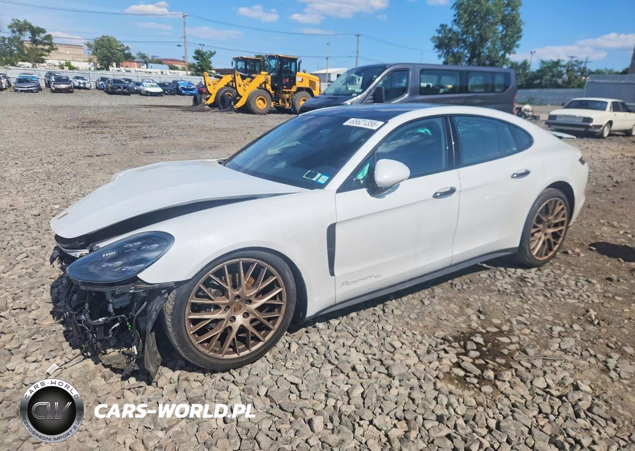 2020 Porsche Panamera Base