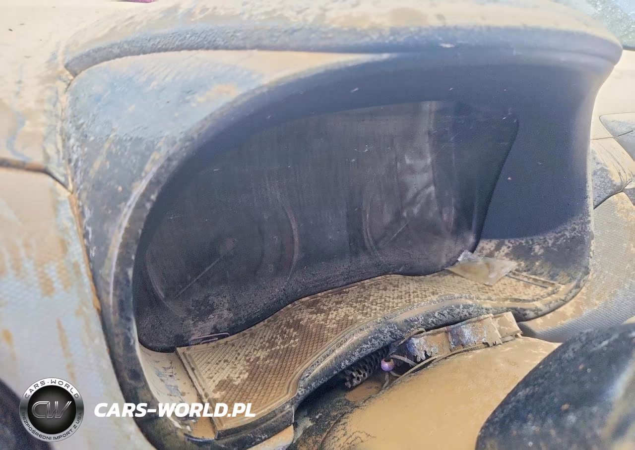 2020 Hyundai Kona Ultimate VIN:KM8K5CA57LU504429 - 9