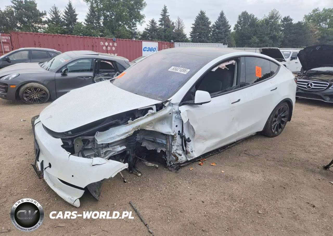 2021 Tesla Model Y VIN:5YJYGDEEXMF299949 - 1