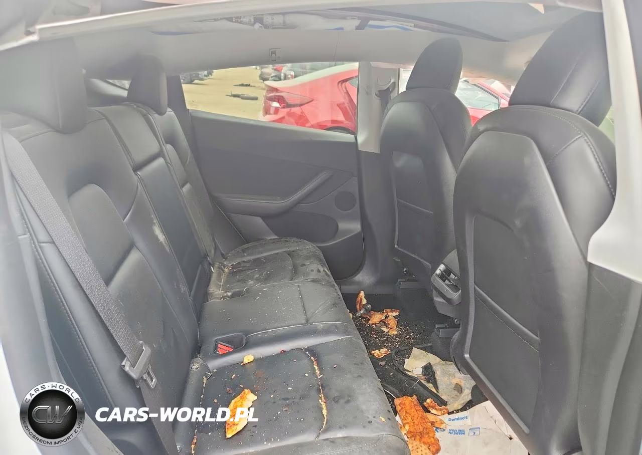 2021 Tesla Model Y VIN:5YJYGDEEXMF299949 - 10