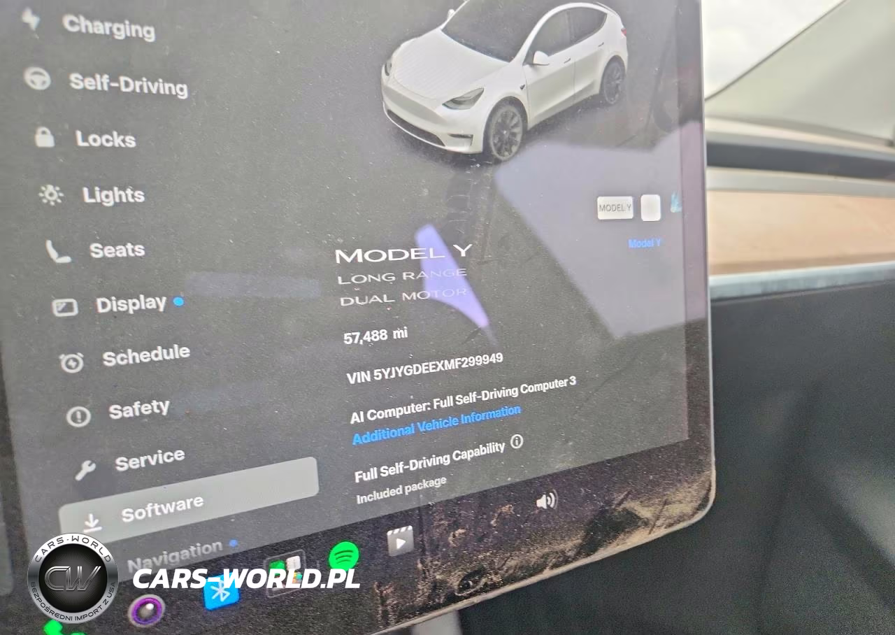 2021 Tesla Model Y VIN:5YJYGDEEXMF299949 - 9