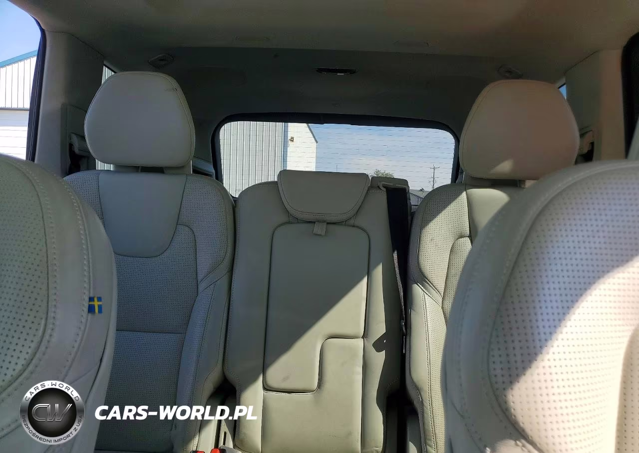 2016 Volvo Xc90 T6 VIN:YV4A22PL0G1048237 - 10