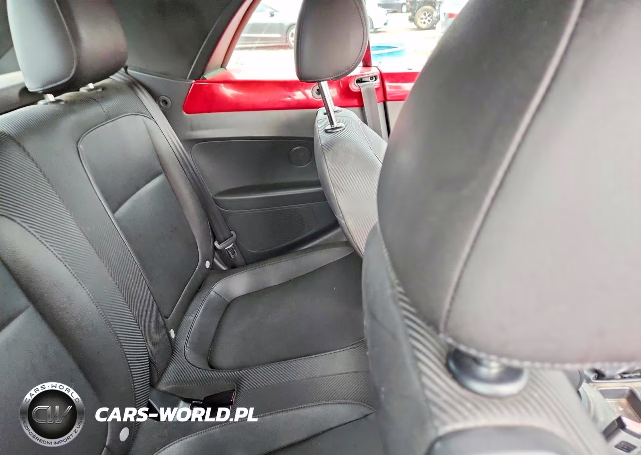 2013 Volkswagen Beetle VIN:3VW5X7AT7DM816156 - 10