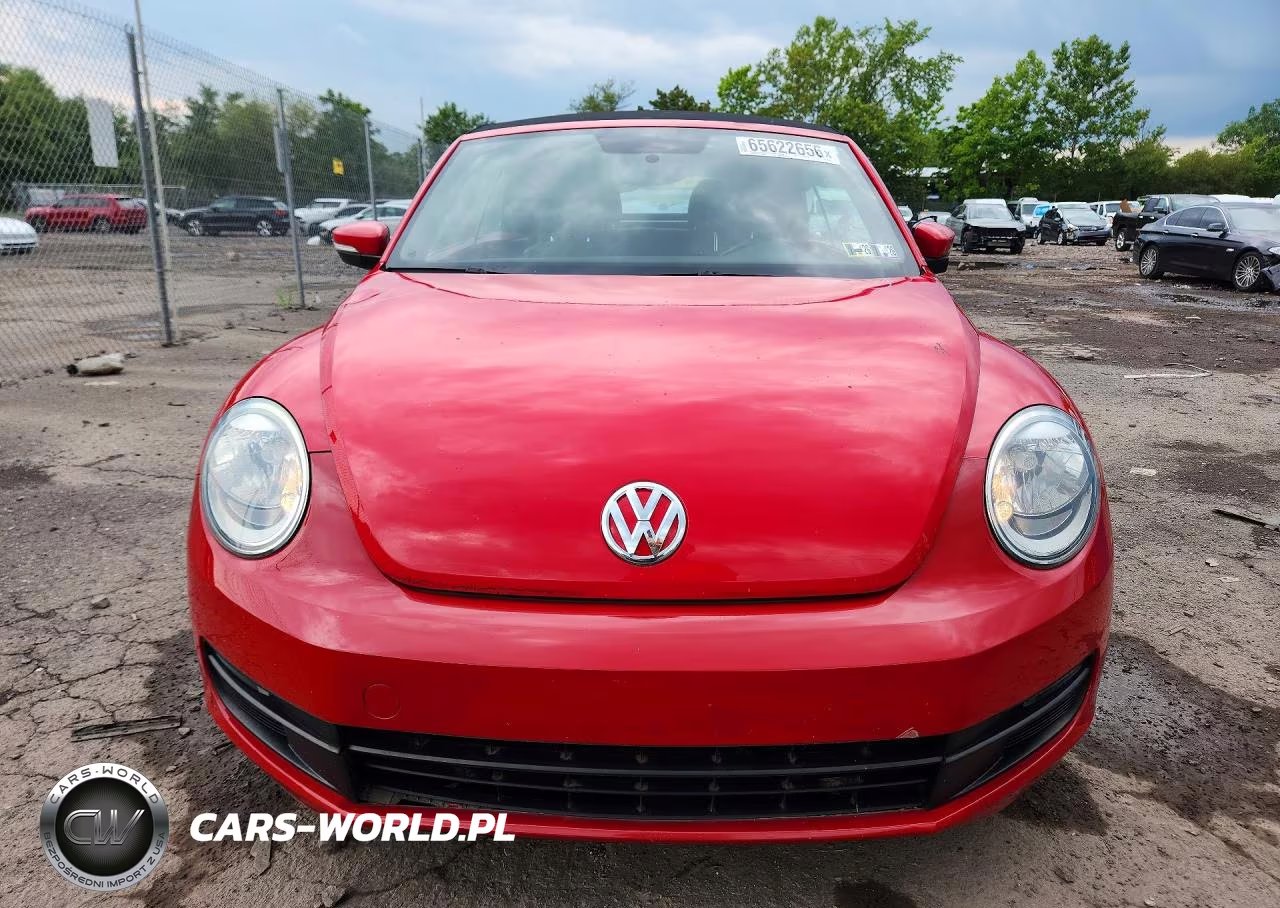 2013 Volkswagen Beetle VIN:3VW5X7AT7DM816156 - 5