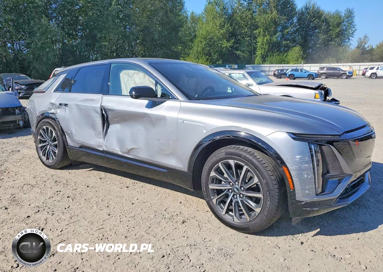 2024 Cadillac Lyriq Sport VIN:1GYKPWRL0RZ136006 - 4