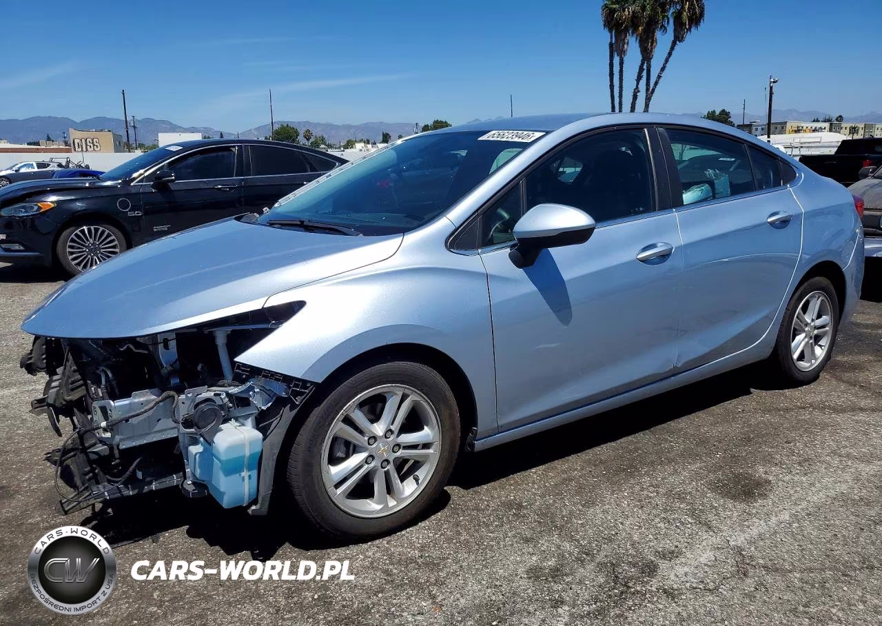 2018 Chevrolet Cruze Lt – zdjęcie 1 z 13