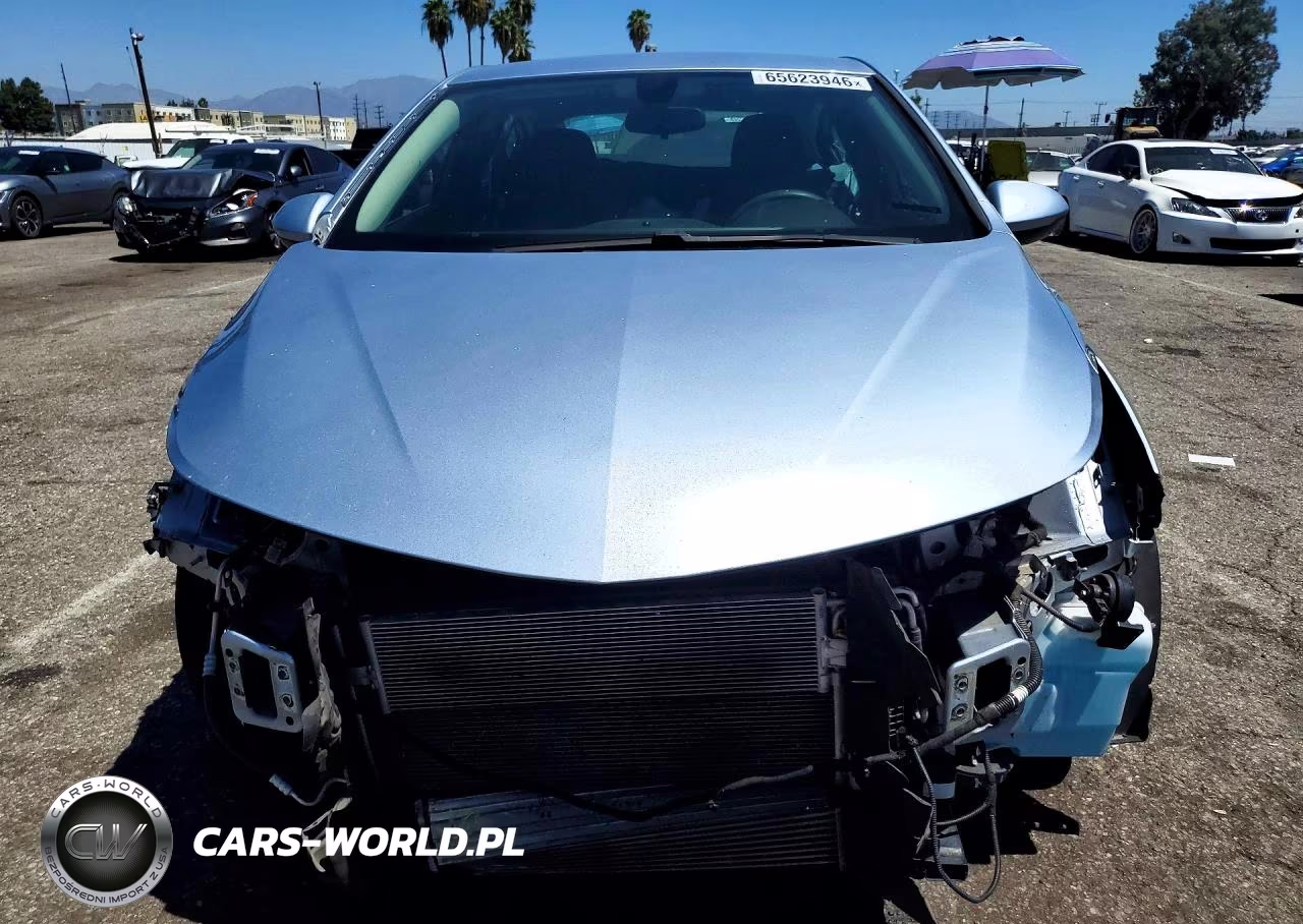 2018 Chevrolet Cruze Lt VIN:1G1BE5SM1J7120933 - 5