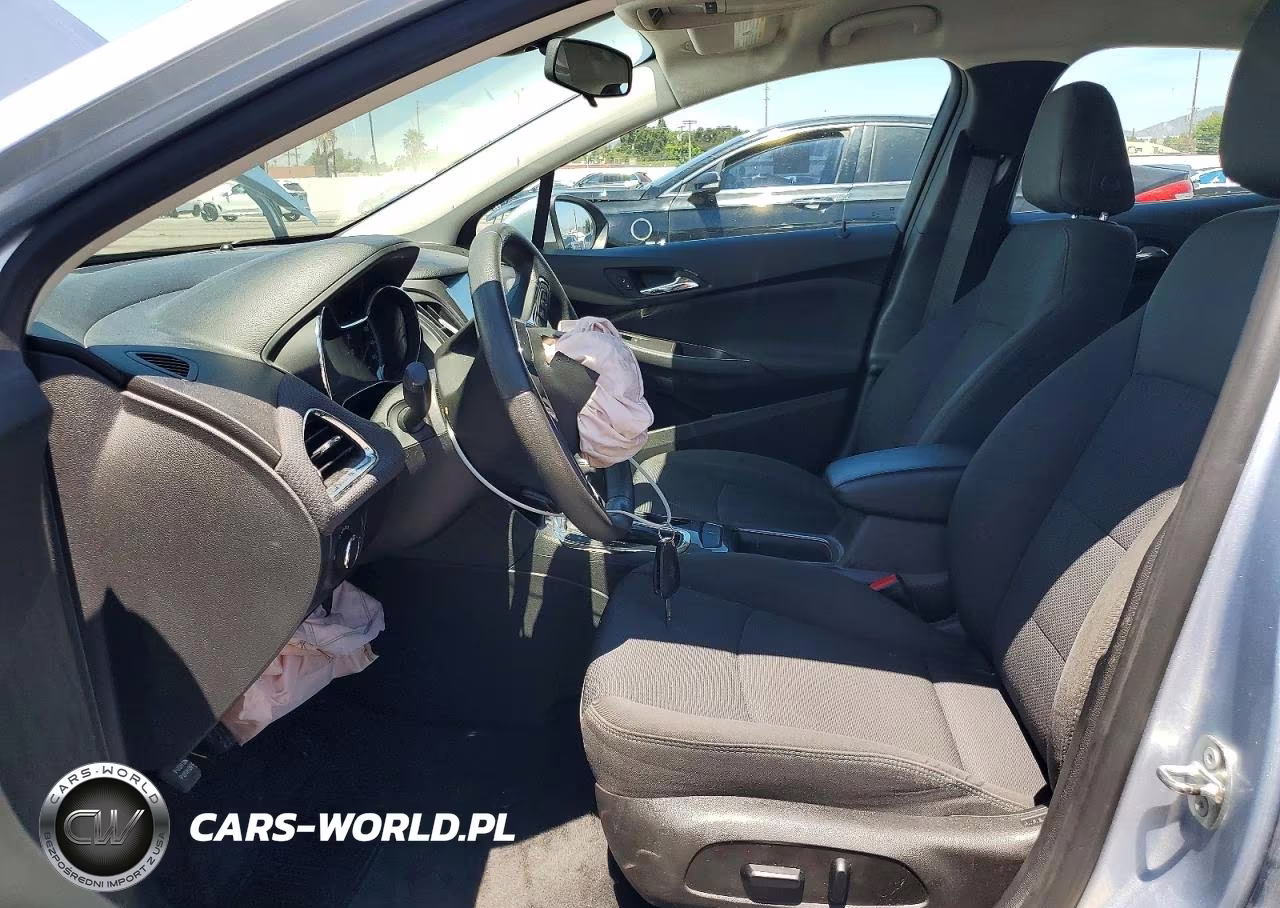 2018 Chevrolet Cruze Lt VIN:1G1BE5SM1J7120933 - 7