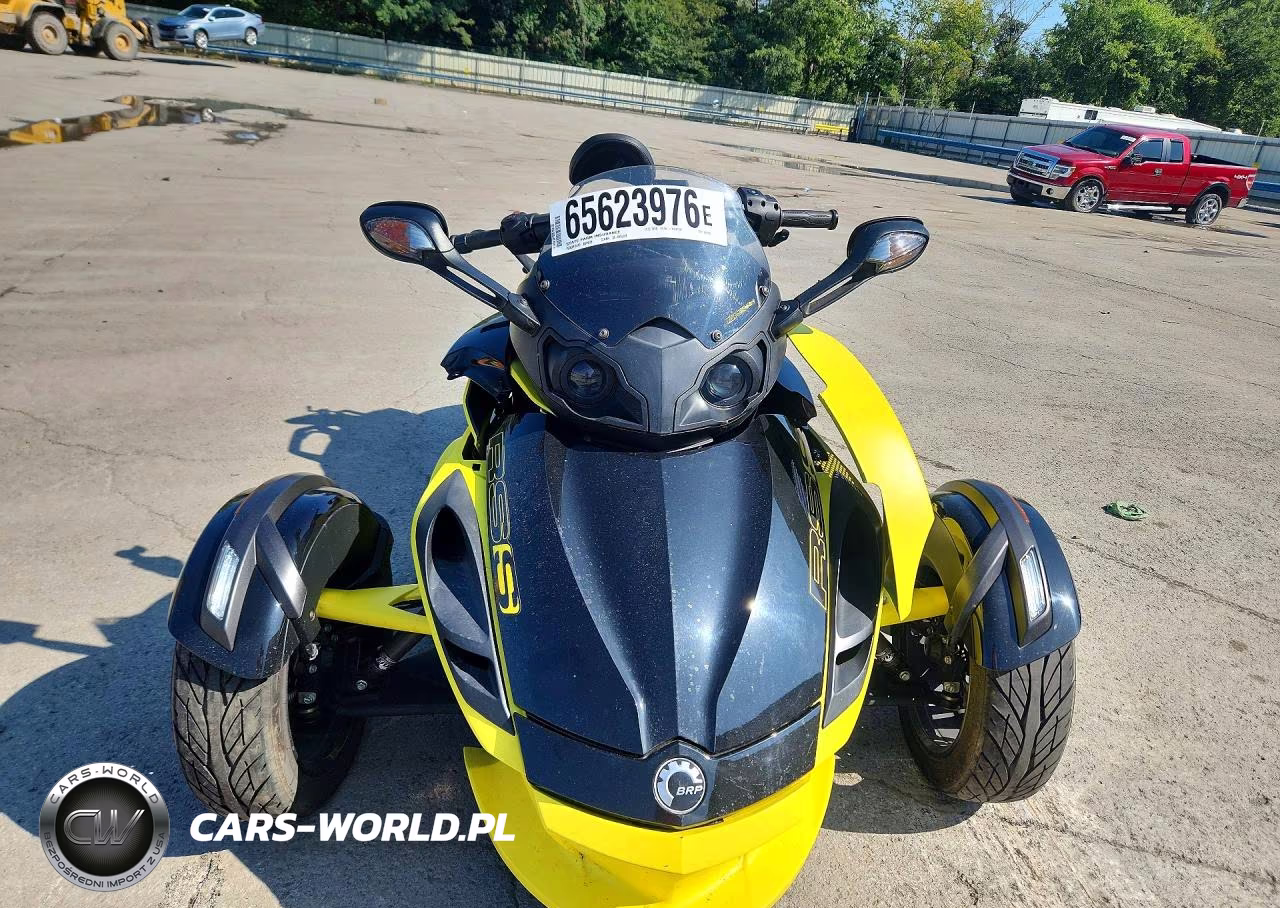 2014 Can-Am Spyder Roadster Rs VIN:2BXNABC11EV000029 - 2