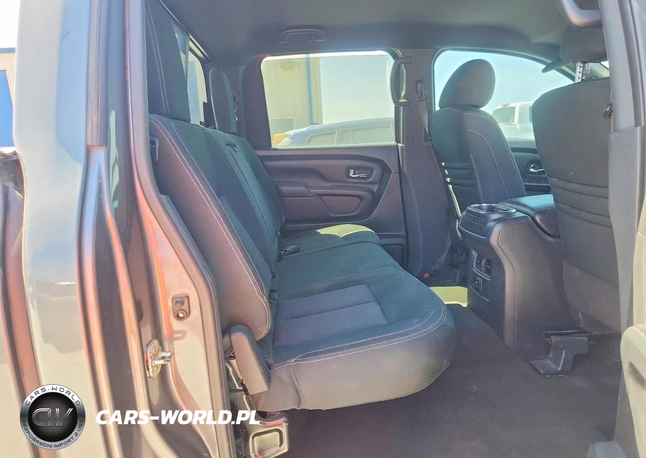 2018 Nissan Titan Xd Sv VIN:1N6BA1F49JN522794 - 10