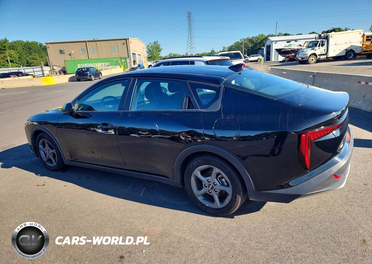 2025 Kia K4 Lxs VIN:3KPFT4DE2SE062749 - 2