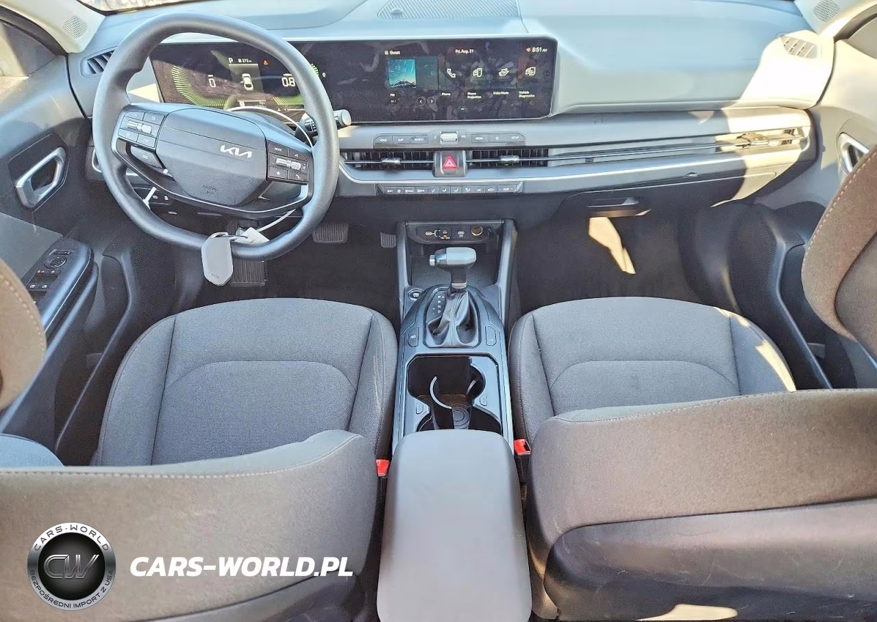 2025 Kia K4 Lxs VIN:3KPFT4DE2SE062749 - 8