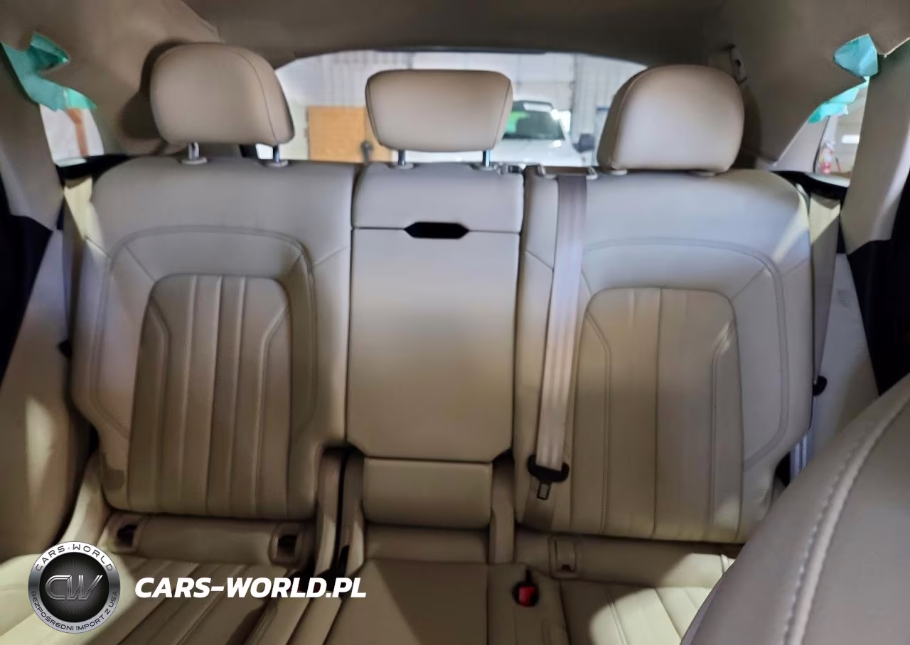 2022 Audi Q5 Premium Plus 45 VIN:WA1EAAFY3N2043369 - 10