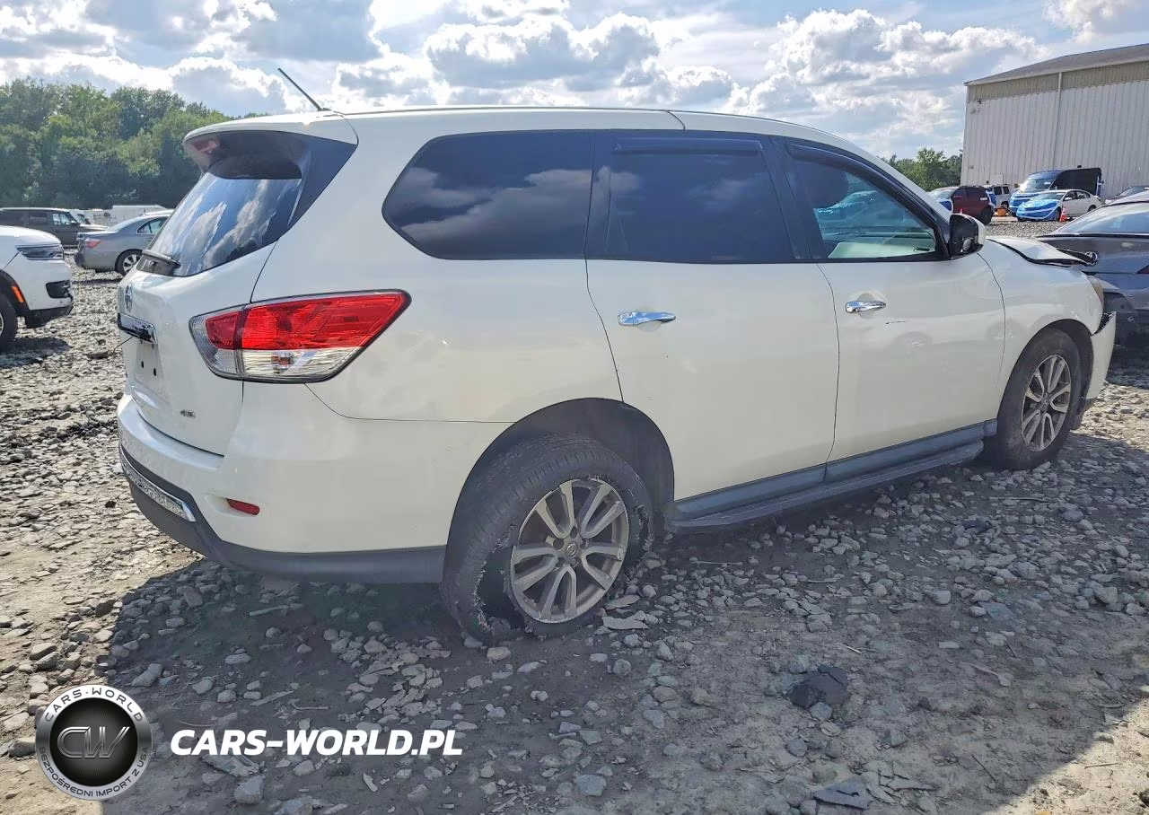 2014 Nissan Pathfinder S VIN:5N1AR2MM4EC697824 - 3