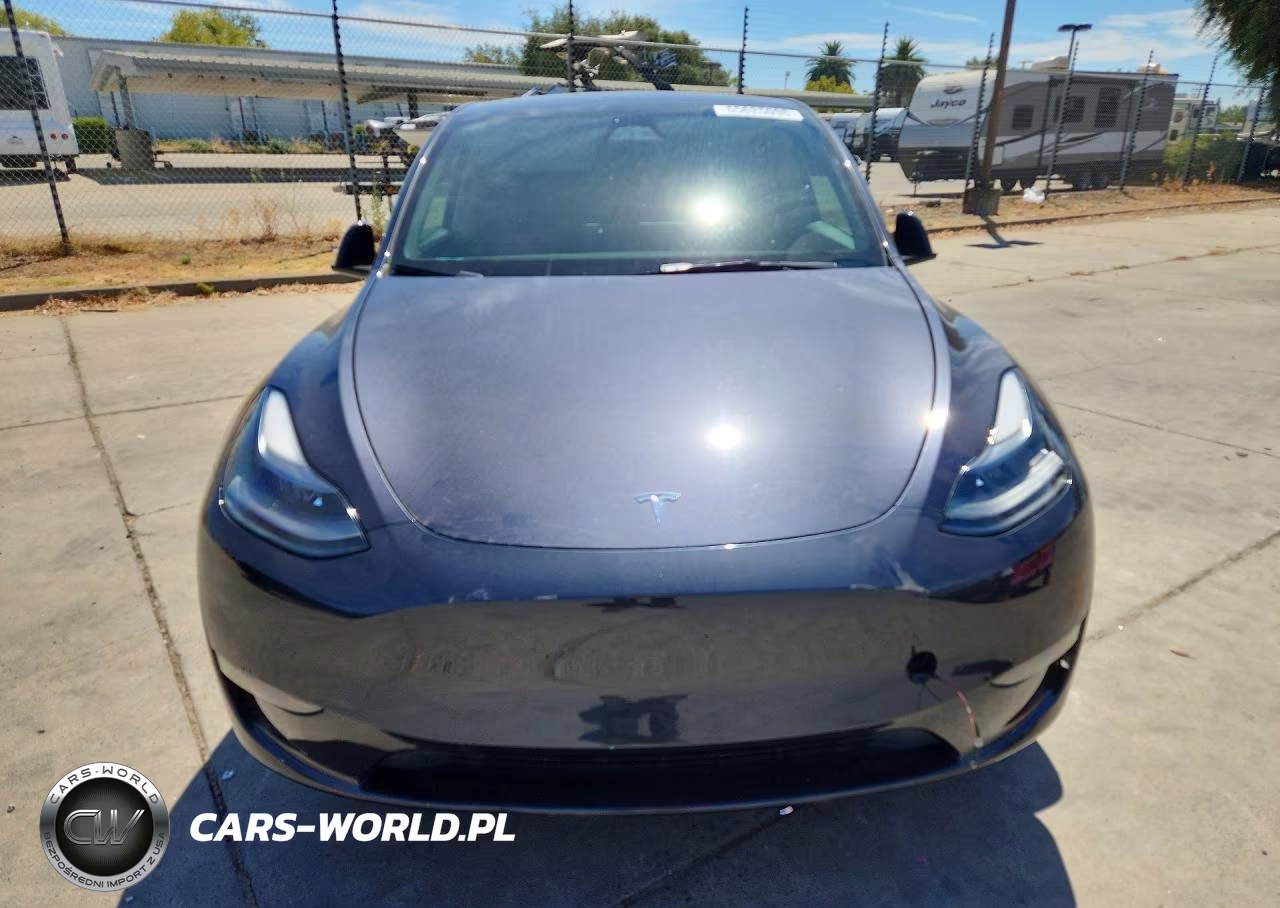 2024 Tesla Model Y VIN:7SAYGDED4RF095505 - 5
