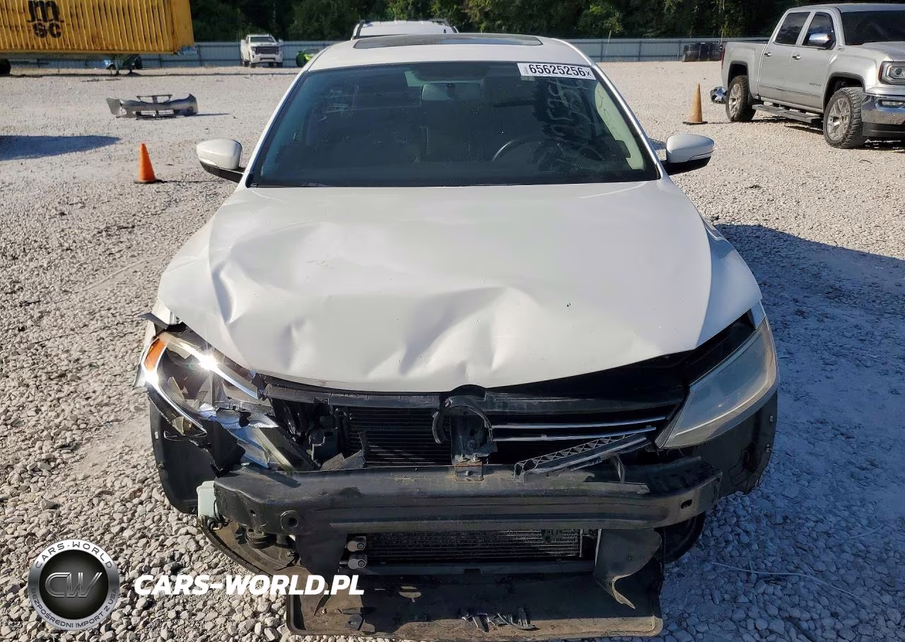 2012 Volkswagen Jetta Sel VIN:3VWLX7AJ4CM326360 - 5