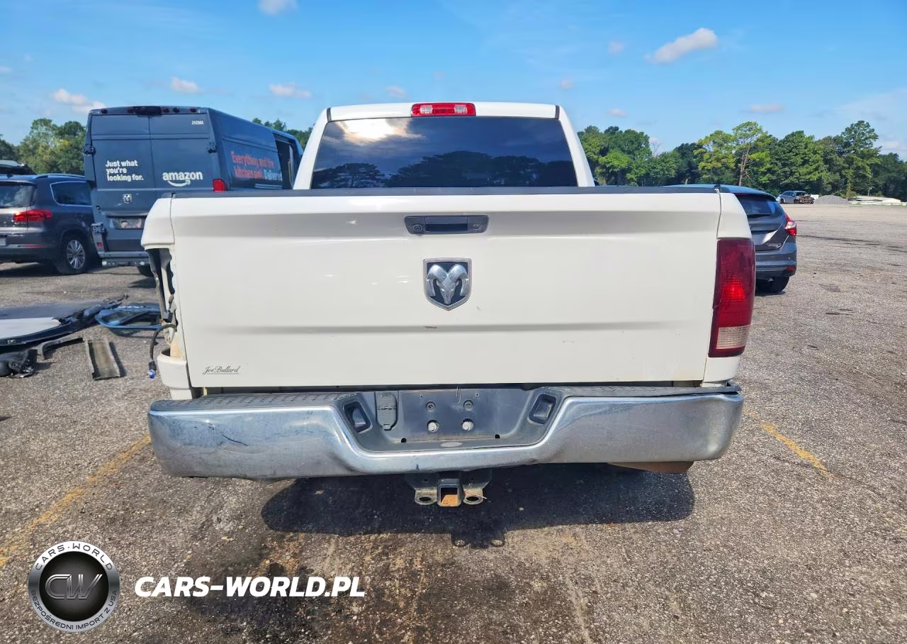 2019 Ram 1500 Classic Tradesman VIN:1C6RR6KM7KS723004 - 6