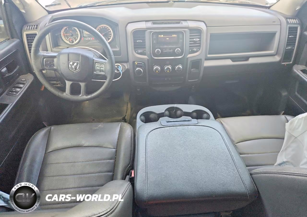 2019 Ram 1500 Classic Tradesman VIN:1C6RR6KM7KS723004 - 8