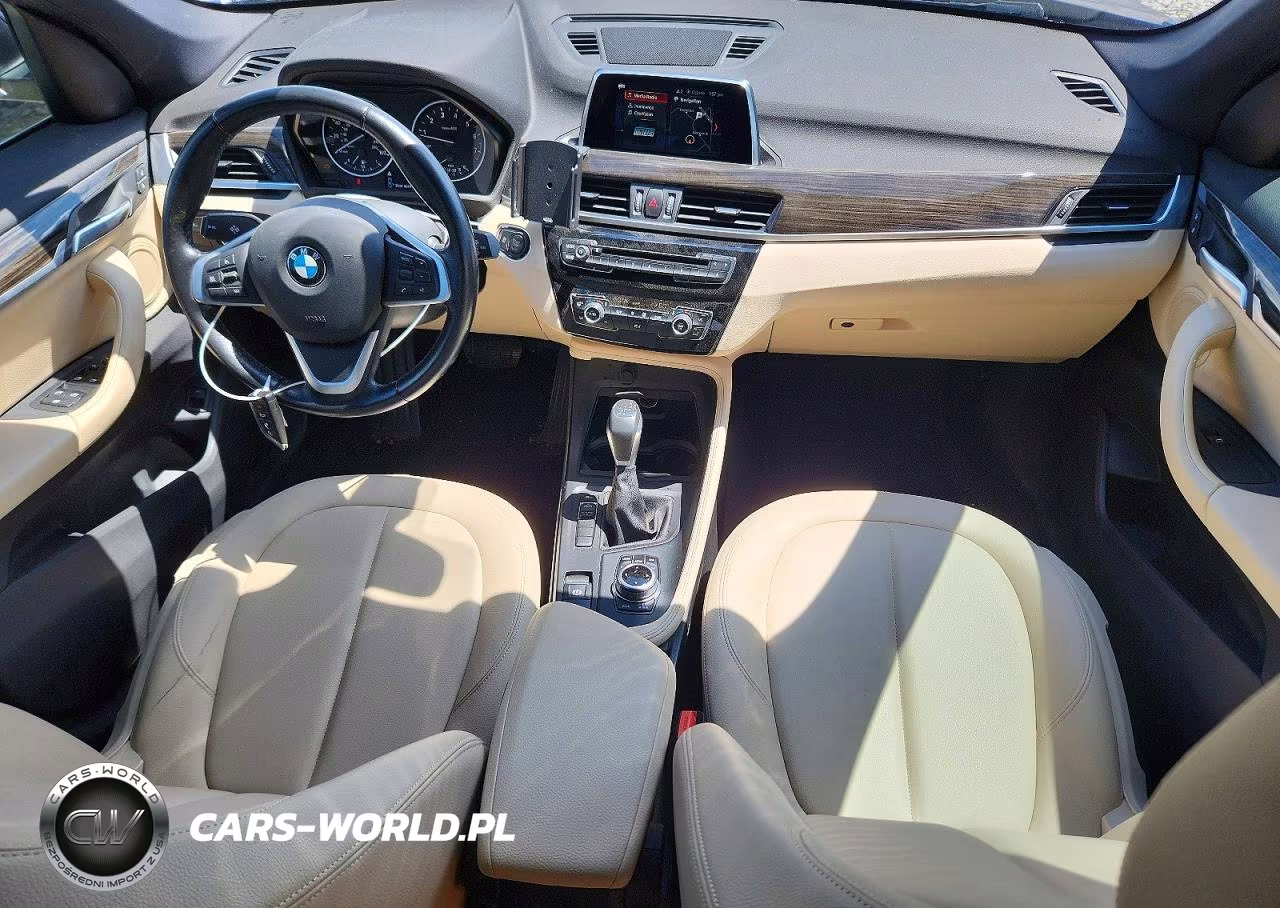 2018 BMW X1 Sdrive28I VIN:WBXHU7C30J5L05558 - 8