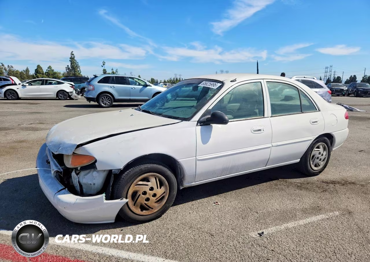 2002 Ford Escort – zdjęcie 1 z 12