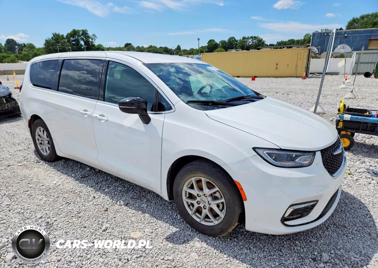 2025 Chrysler Pacifica Select VIN:2C4RC1BG1SR530288 - 4