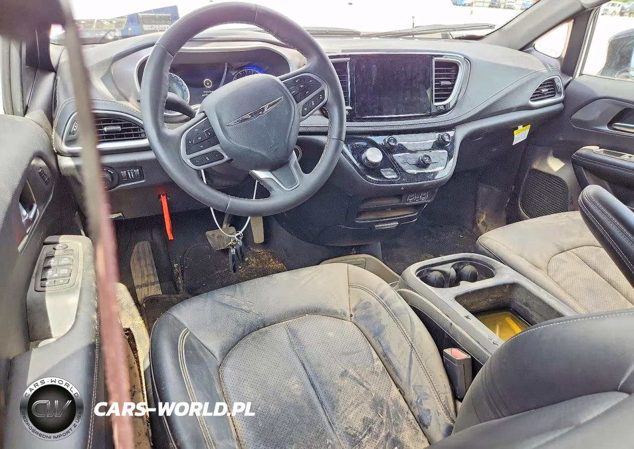 2025 Chrysler Pacifica Select VIN:2C4RC1BG1SR530288 - 8