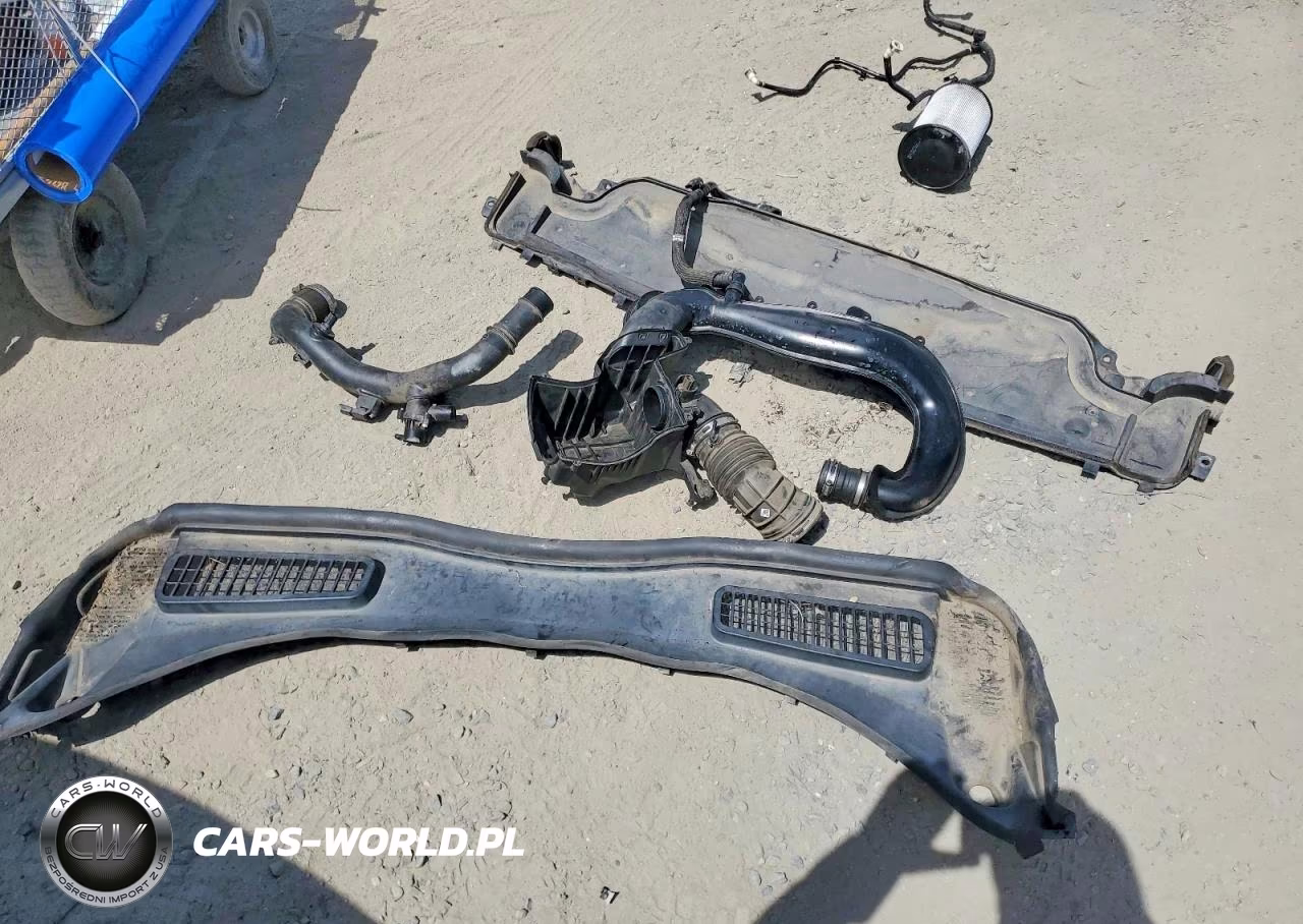 2019 Ford Escape Sel VIN:1FMCU0HD1KUA47621 - 13
