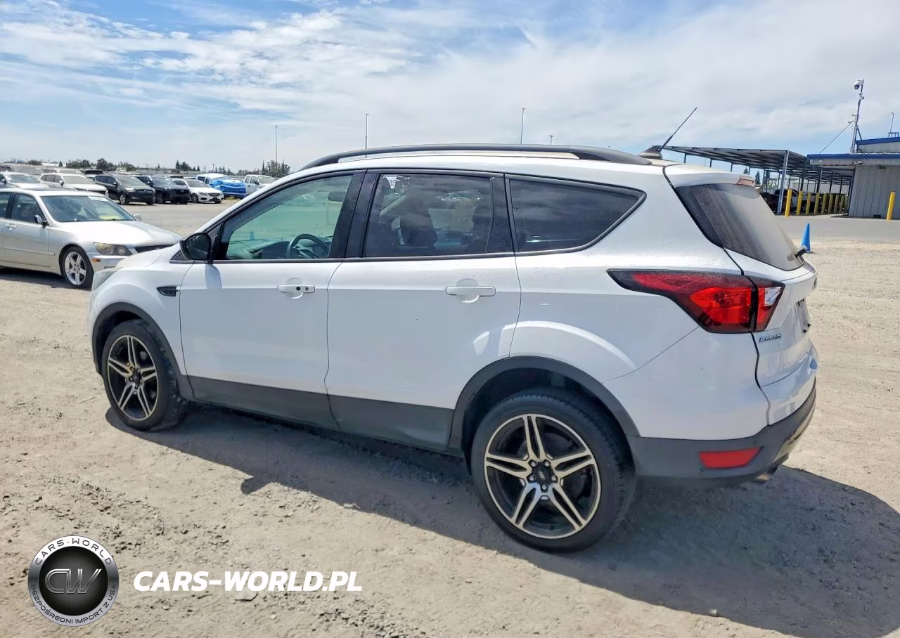2019 Ford Escape Sel VIN:1FMCU0HD1KUA47621 - 2