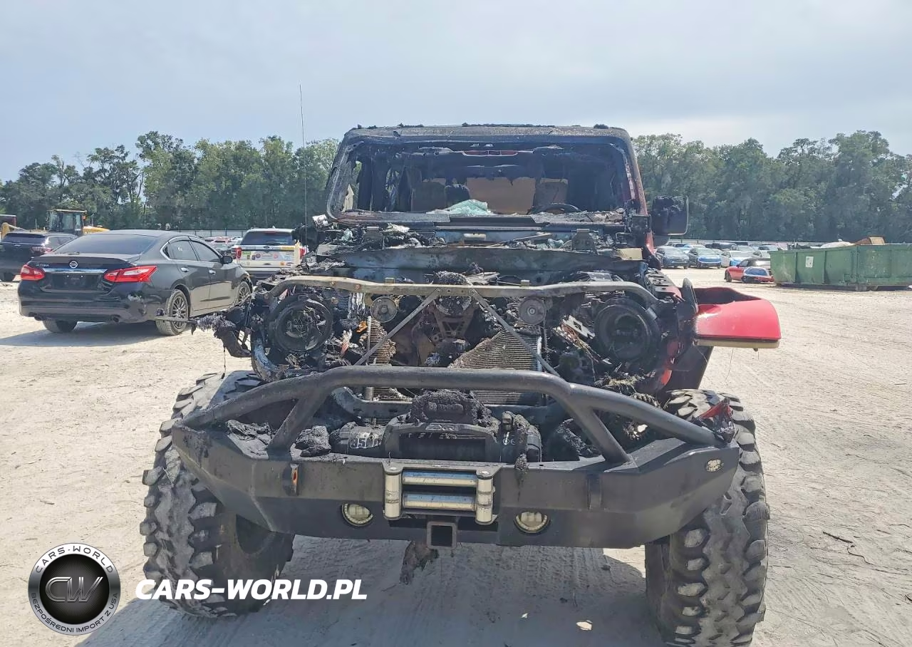 2018 Jeep Wrangler Rubicon VIN:1C4HJXCG5JW301265 - 5