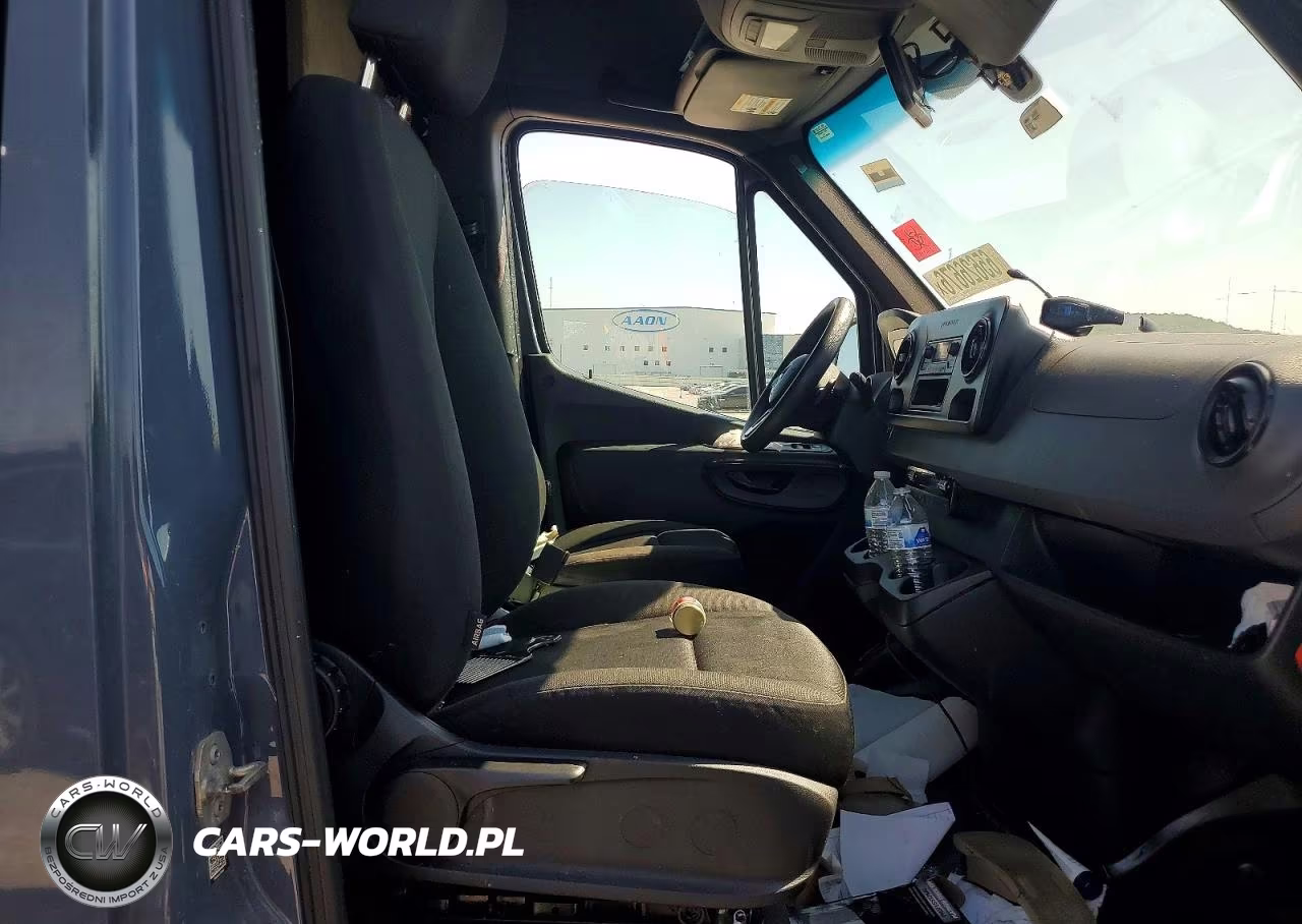 2019 Mercedes-Benz Sprinter 2500-3500 VIN:WD4PF1CD1KP119483 - 10