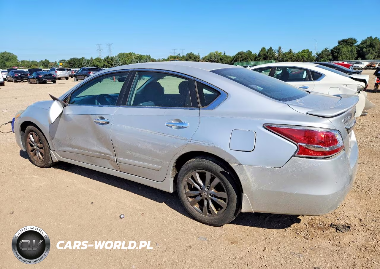 2015 Nissan Altima 2.5 S VIN:1N4AL3AP8FN860075 - 2