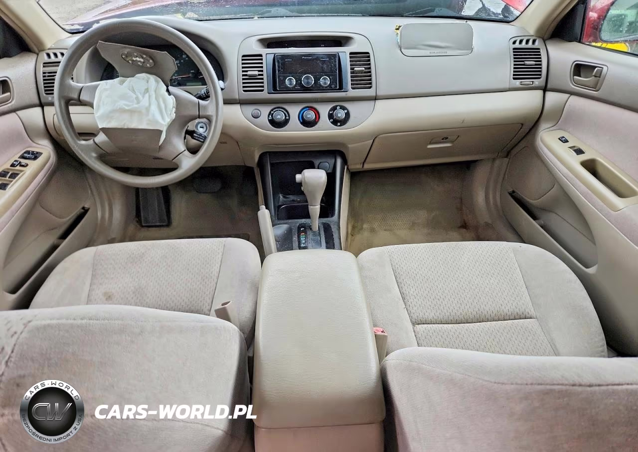 2003 Toyota Camry Le VIN:4T1BE32K73U142106 - 8