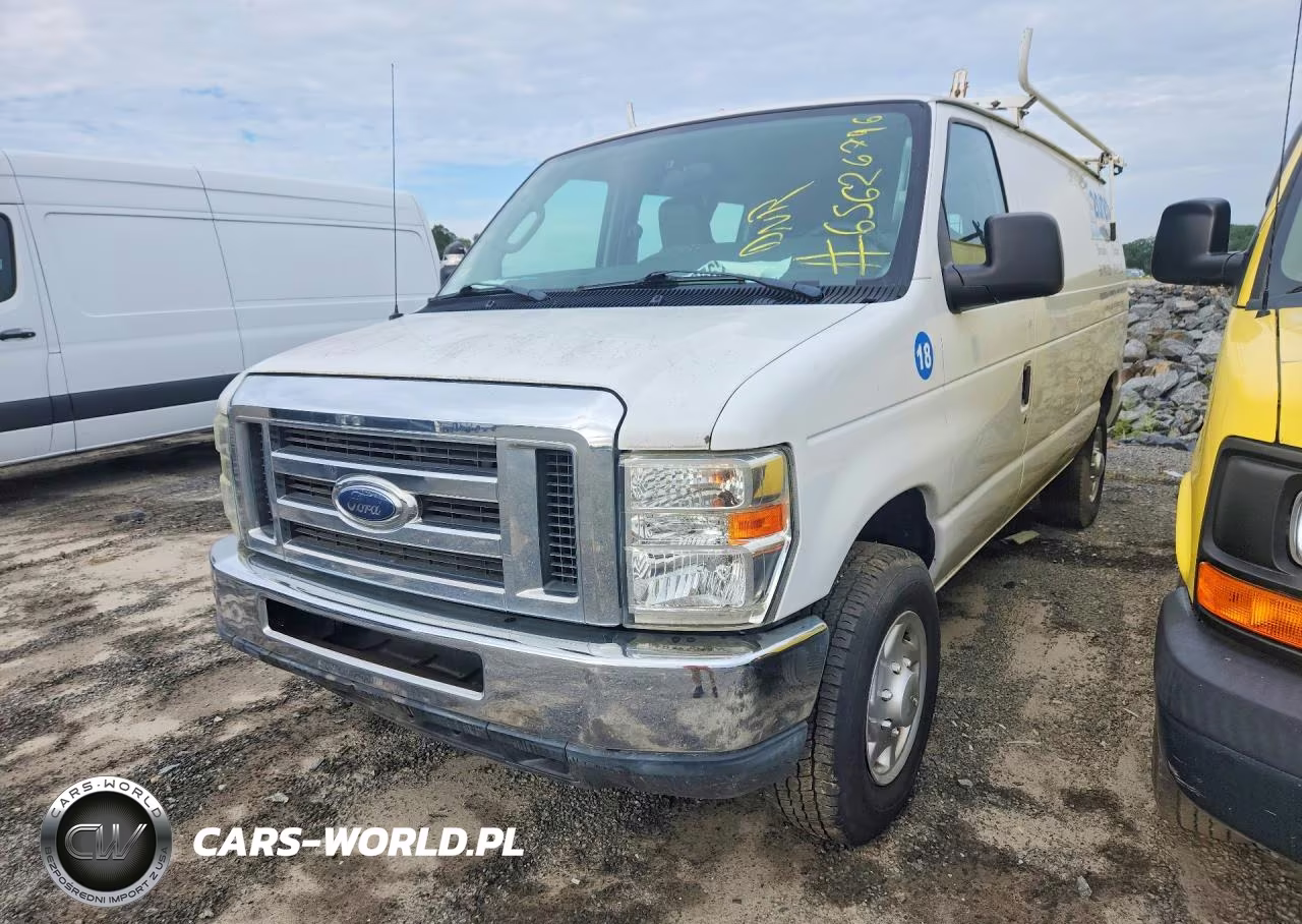 2013 Ford Econoline E250 Van – zdjęcie 1 z 12