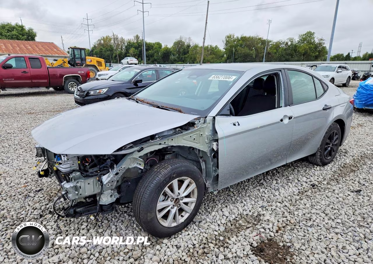 2026 Toyota Camry Le – zdjęcie 1 z 13