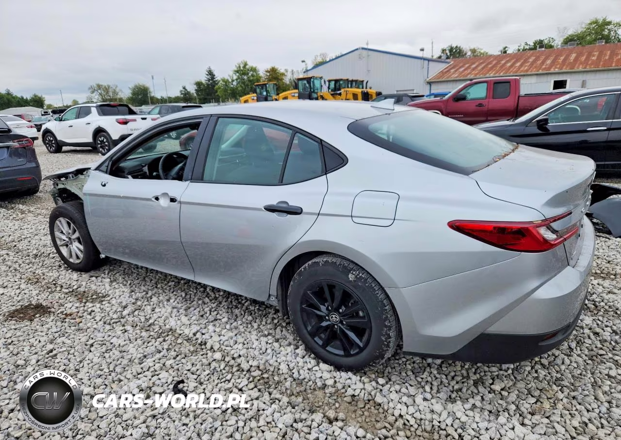 2026 Toyota Camry Le VIN:4T1DAACK0TU228610 - 2