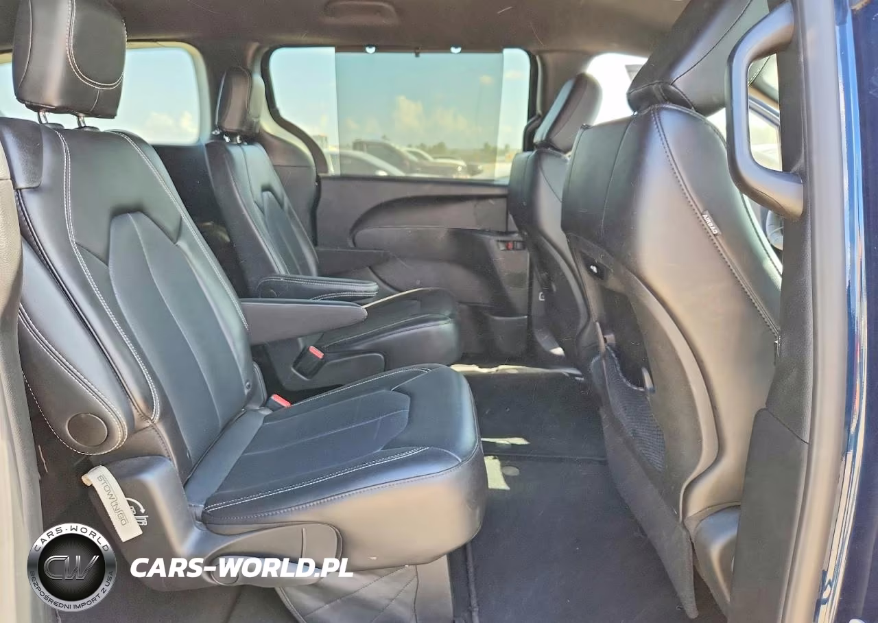2025 Chrysler Pacifica Select VIN:2C4RC1BG9SR531625 - 11
