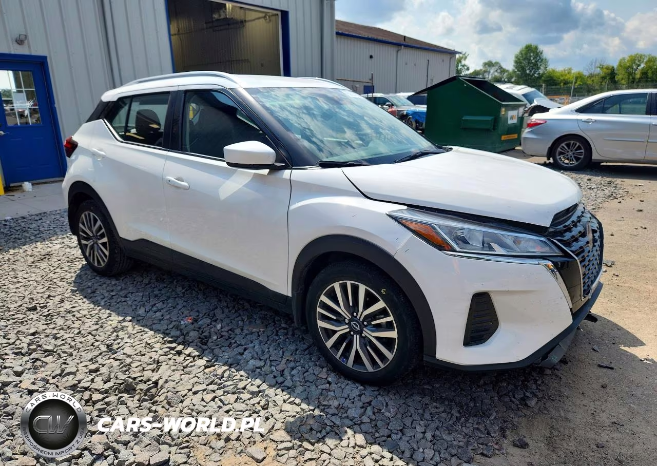 2023 Nissan Kicks Sv VIN:3N1CP5CV6PL572106 - 4